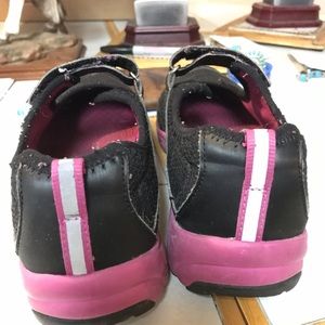 7.5 vionic, sold on HSN good shape, but used